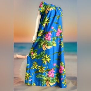 Vintage HILO HATTIE HAWAIIAN Muumuu Dress BANANA Print Floral 100% Cotton MEDIUM